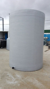 Vertical tank with flat bottom and flat lid